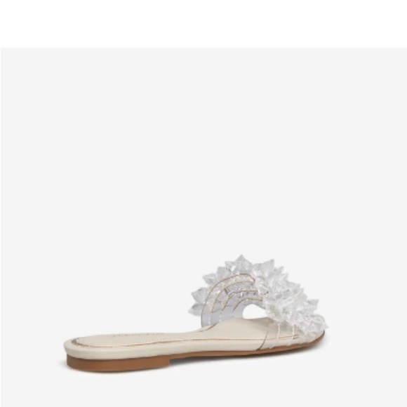 Sz 7.5 In The Spotlight Embellished Flat White Sandals NIB - Picture 3 of 6